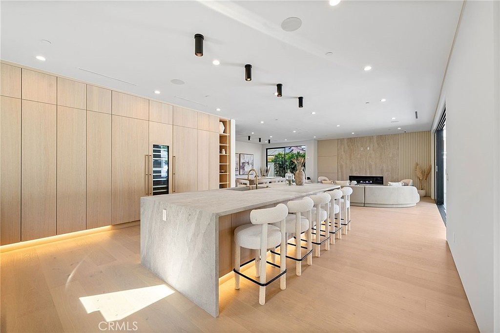 Dining room with built-in glass display cabinet
